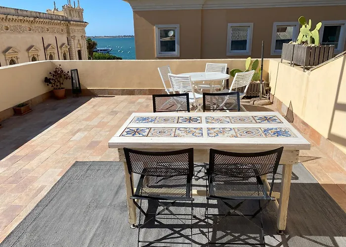 Piccolo Fiore Di Cactus